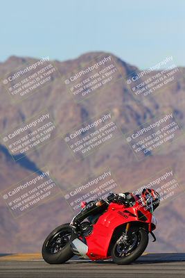 media/Dec-15-2023-Apex Assassins (Fri) [[91f19fb1c7]]/Trackday 2/Session 5 (Turn 9)/